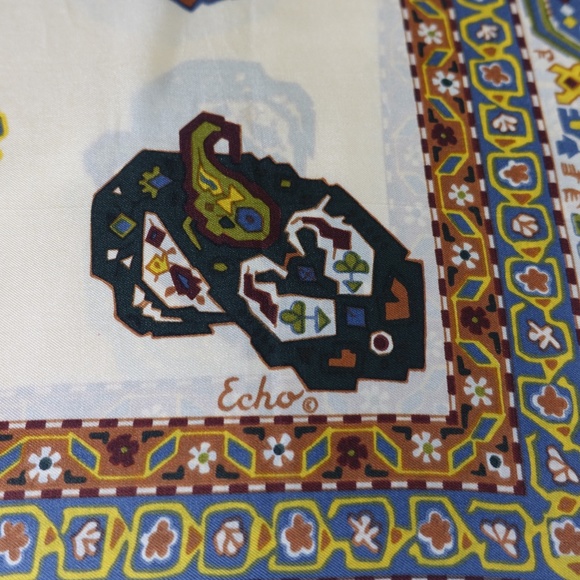 Vintage ECHO scarf - Picture 4 of 9